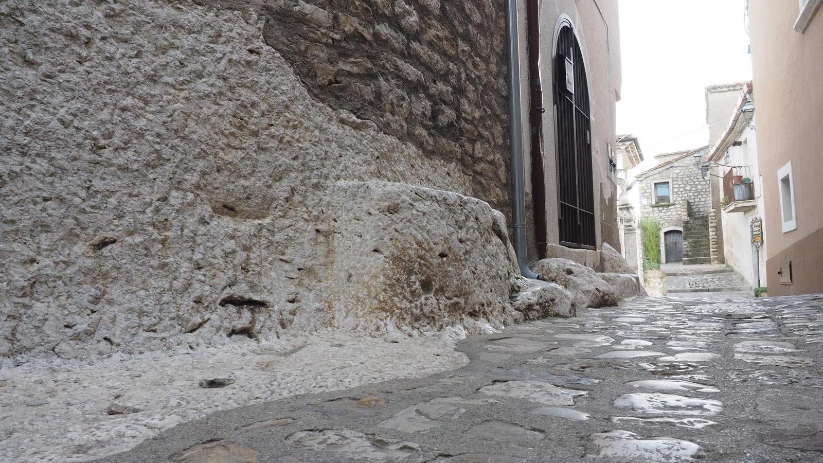 paese-di-pietra-2 - Un paese di Pietra
