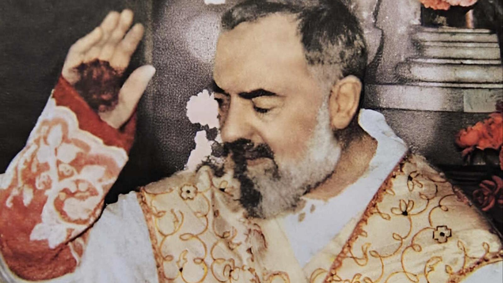 ANNIVERSARIO DELLA NASCITA E DEL BATTESIMO DI PADRE PIO