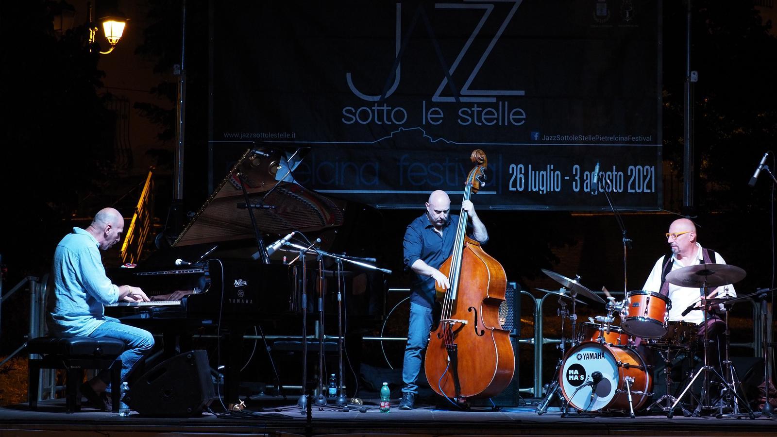 JAZZ SOTTO LE STELLE PIETRELCINA FESTIVAL